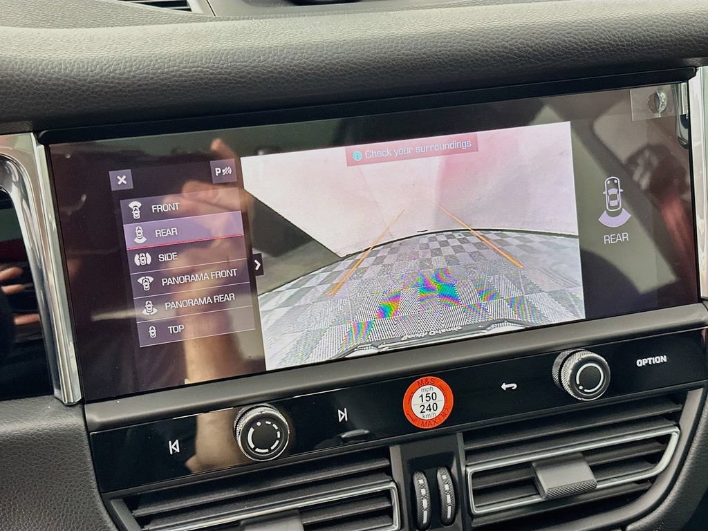 New 2026 Porsche Macan AWD/4WD image 17