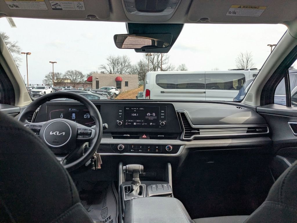 Used 2024 Kia Sportage LX image 21