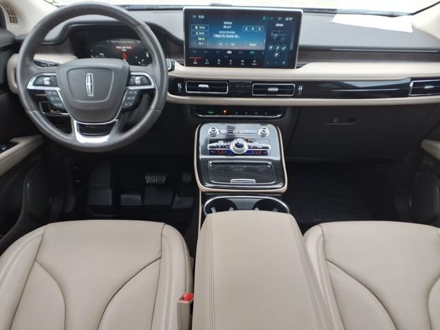 Used 2022 Lincoln Nautilus Reserve AWD/4WD image 15