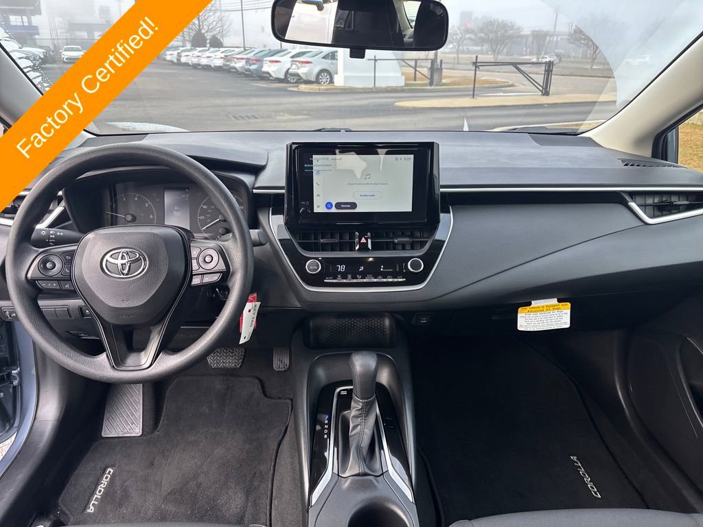 Used 2025 Toyota Corolla LE image 13