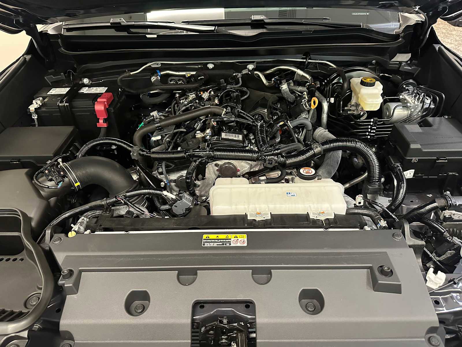 Certified 2025 Toyota Tacoma TRD Off-Road w/ TRD Off Road Premium Package AWD/4WD image 9
