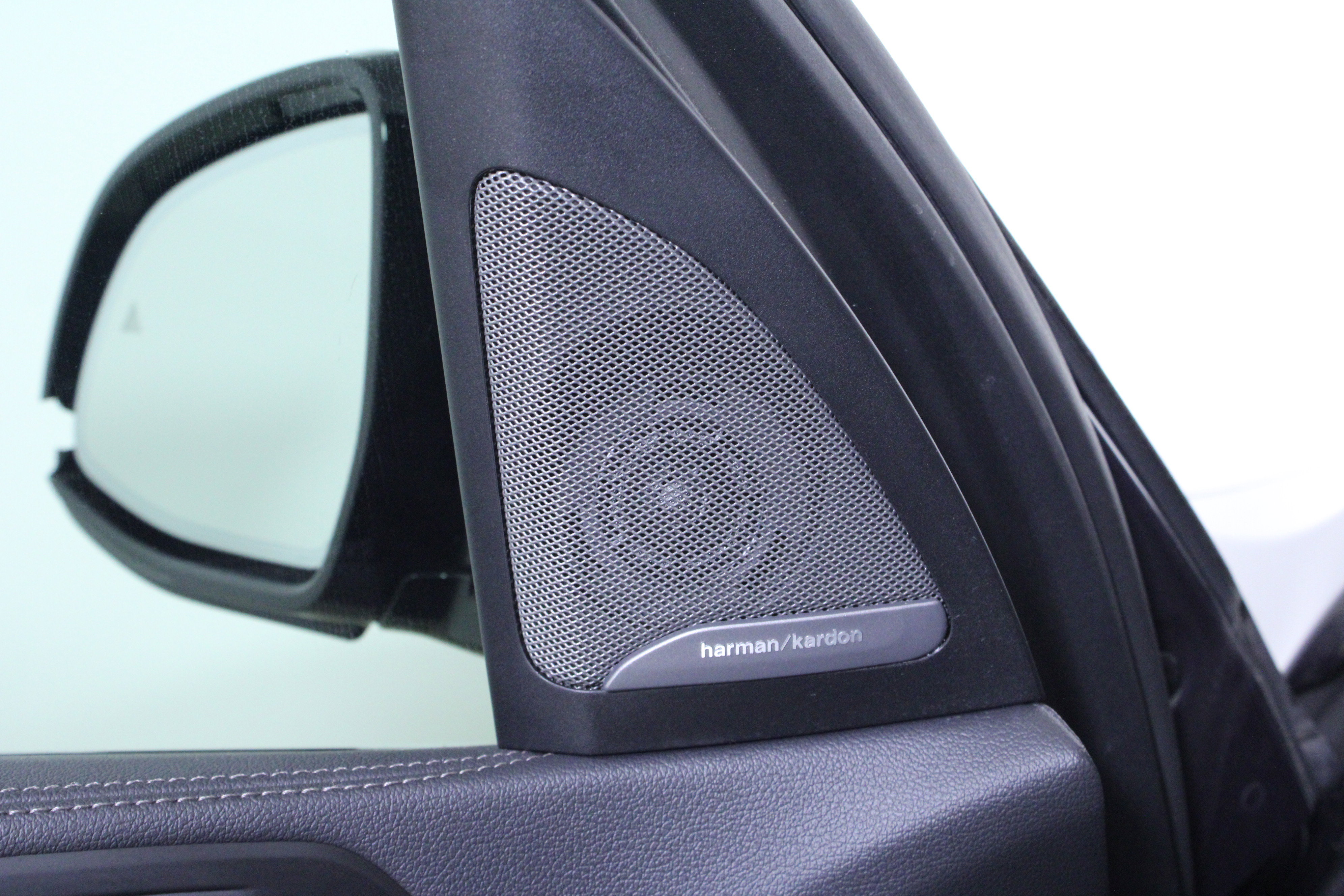 Used 2022 BMW X7 M50i image 23