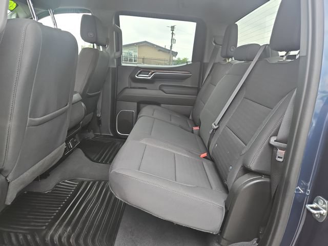 Used 2023 Chevrolet Silverado 1500 LT AWD/4WD image 25