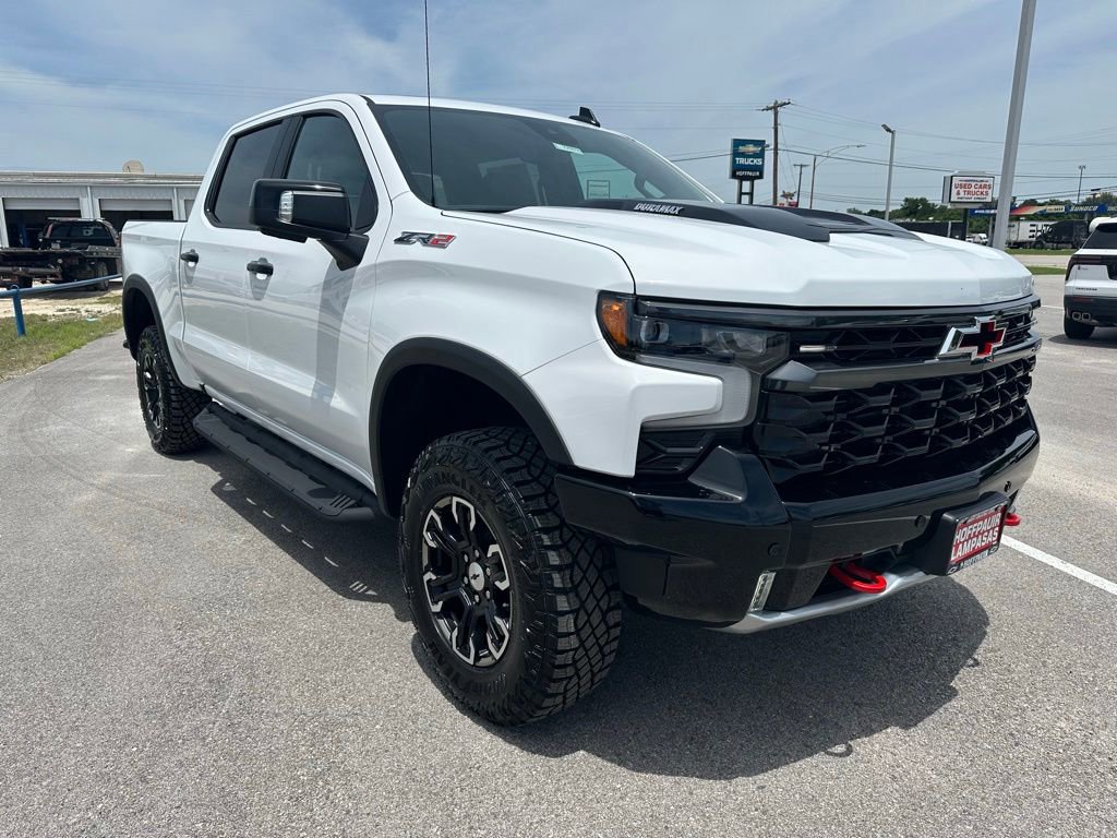 New 2026 Chevrolet Silverado 1500 ZR2 AWD/4WD image 4