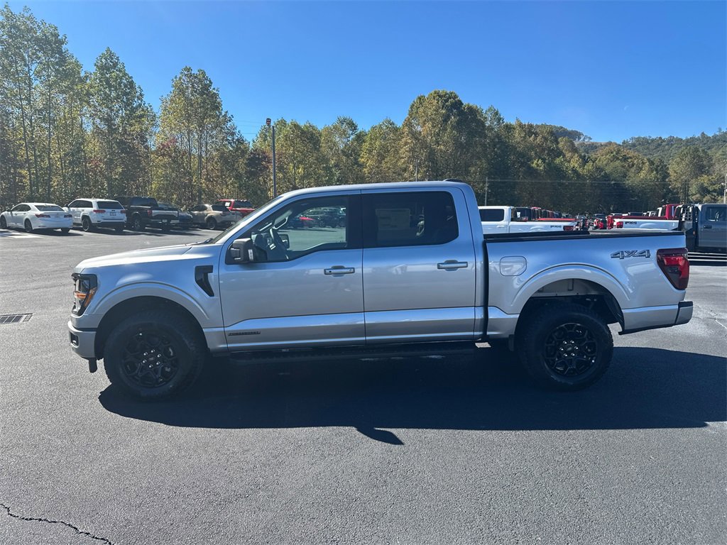 New 2025 Ford F150 XLT w/ Equipment Group 302A MID image 8