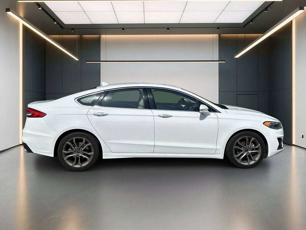 Used 2019 Ford Fusion SEL FWD image 6