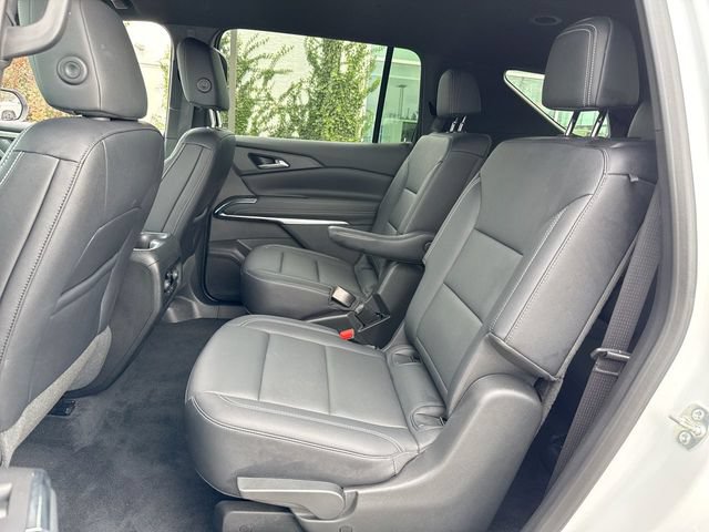 Used 2025 Chevrolet Traverse LT AWD/4WD image 23