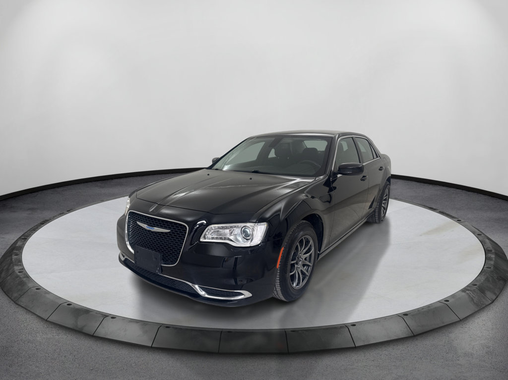 Used 2018 Chrysler 300 Touring