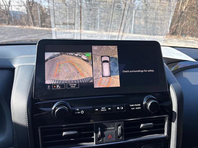 Used 2022 Nissan Armada Platinum w/ Captain's Chairs Package image 20