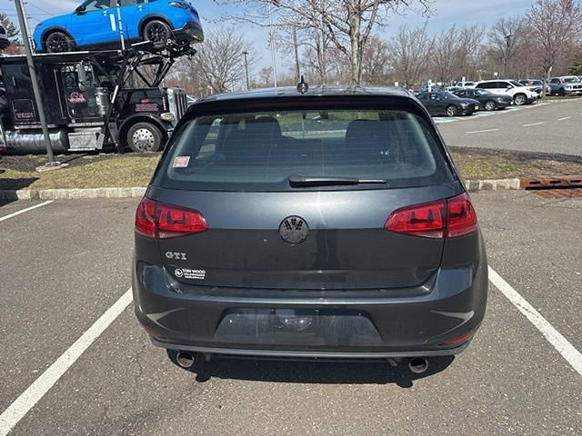 Used 2017 Volkswagen GTI S image 4
