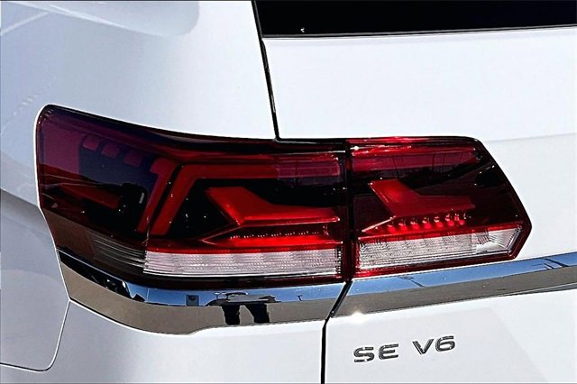 Used 2022 Volkswagen Atlas SE image 33