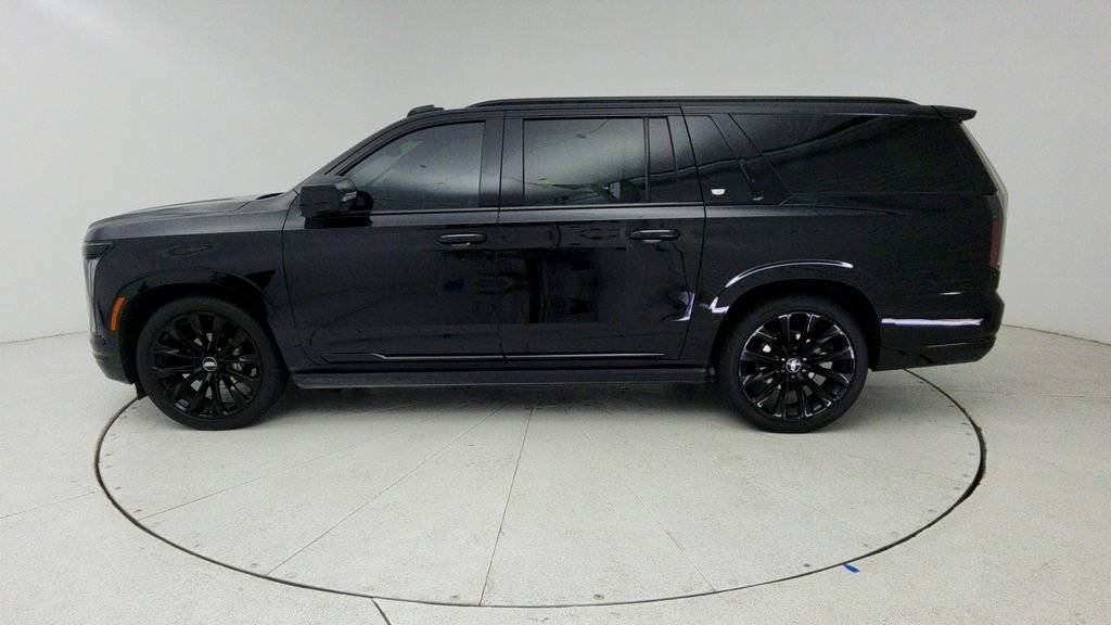 Certified 2025 Cadillac Escalade ESV Sport Platinum w/ LPO, ONYX Package AWD/4WD image 5