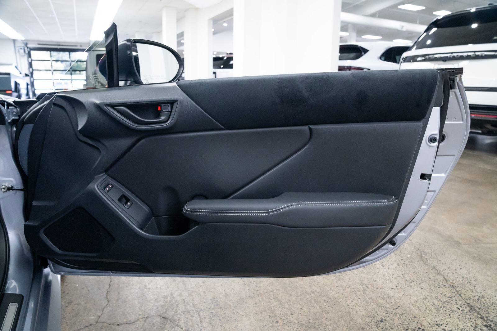 Used 2024 Toyota GR86 Premium RWD image 19