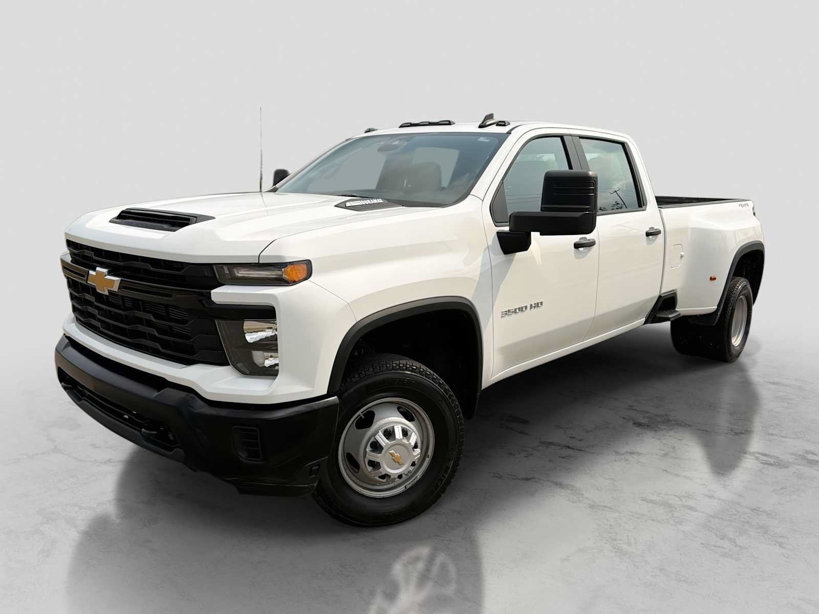 Used 2024 Chevrolet Silverado 3500 W/T AWD/4WD image 1