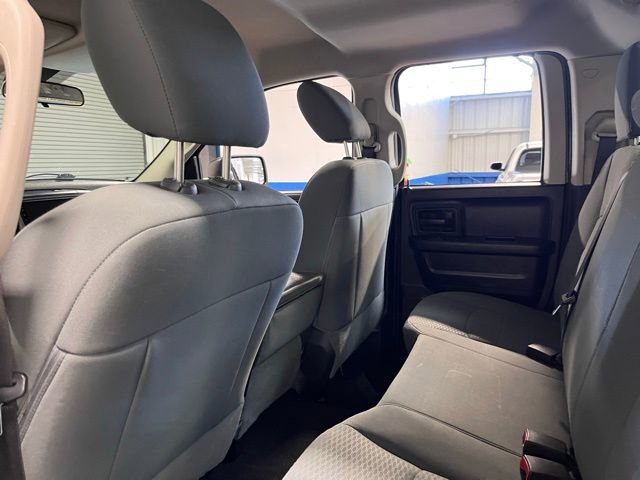 Used 2015 RAM 1500 Express RWD image 17