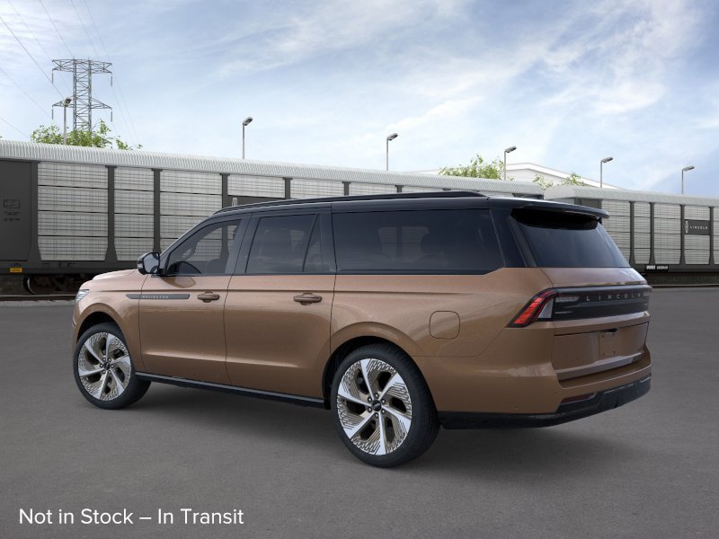 New 2026 Lincoln Navigator L Black Label w/ Black Label Special Edition AWD/4WD image 4