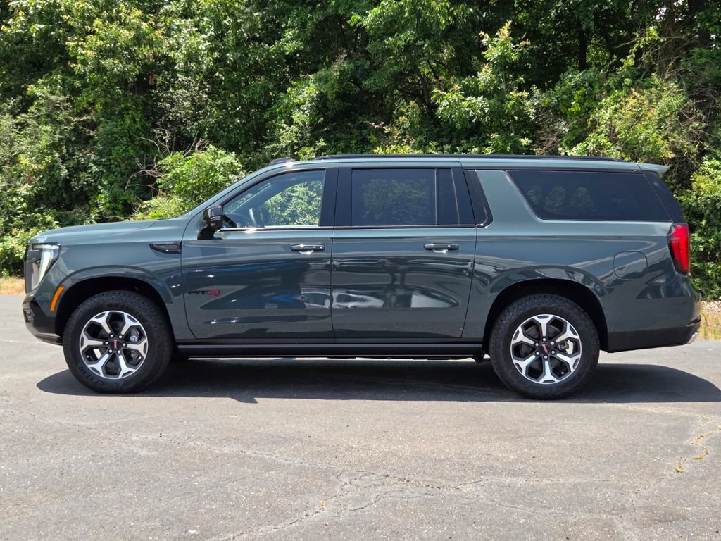 New 2026 GMC Yukon XL AT4 Ultimate AWD/4WD image 3