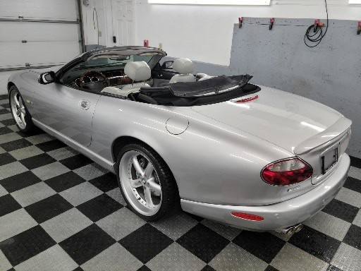 Used 2005 Jaguar XK8 Convertible RWD image 36