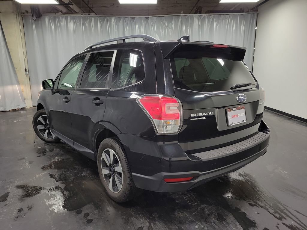 Used 2018 Subaru Forester 2.5i Premium w/ All-Weather Package image 7