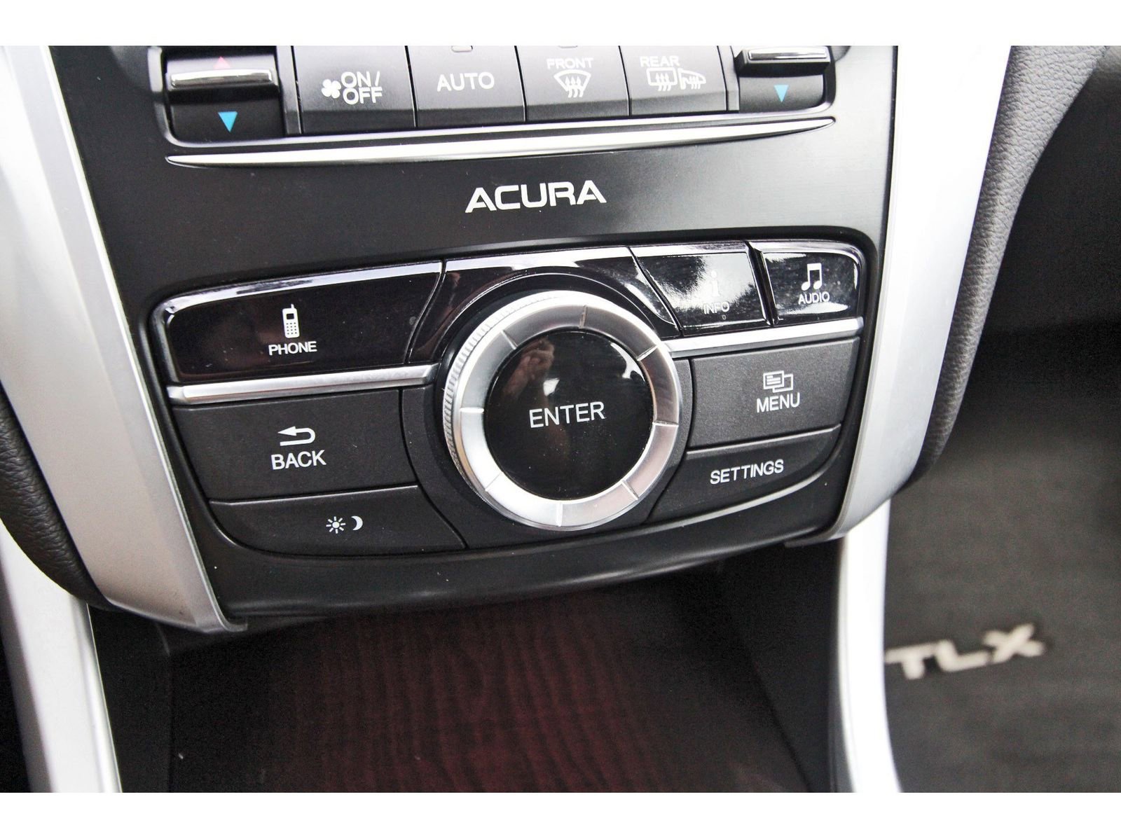 Used 2017 Acura TLX image 27