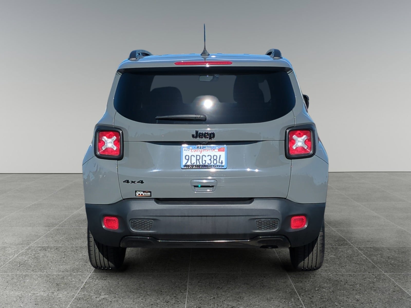 Used 2022 Jeep Renegade Altitude w/ Convenience Group AWD/4WD image 4
