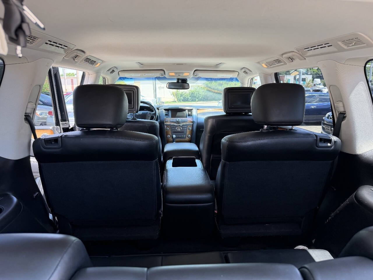 Used 2012 INFINITI QX56 4WD w/ Theater Pkg image 11