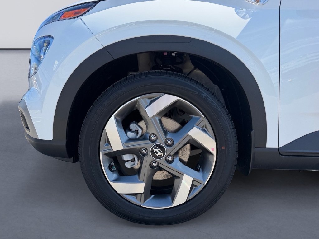 New 2026 Hyundai Venue SEL FWD image 9