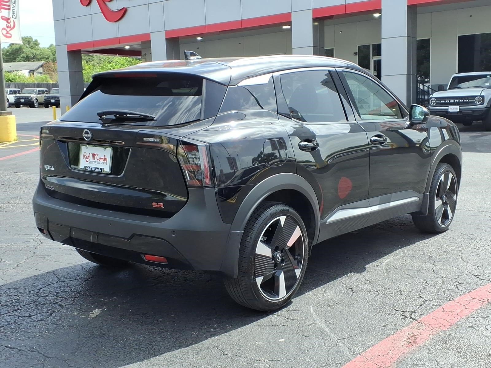 Used 2025 Nissan Kicks SR FWD image 4