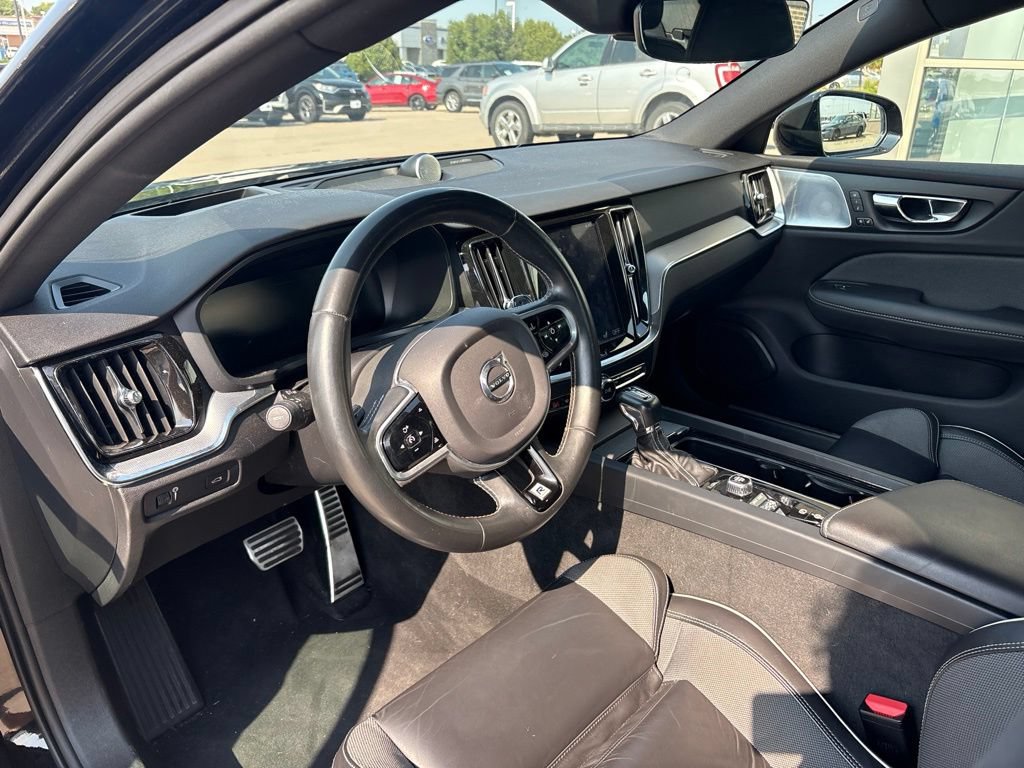 Used 2019 Volvo S60 T6 R-Design AWD/4WD image 11