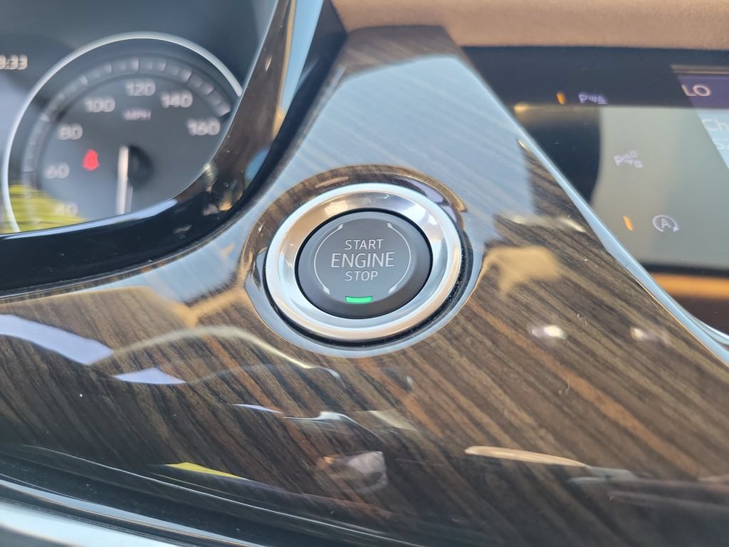 Used 2020 Cadillac XT6 Sport w/ Platinum Package AWD/4WD image 38