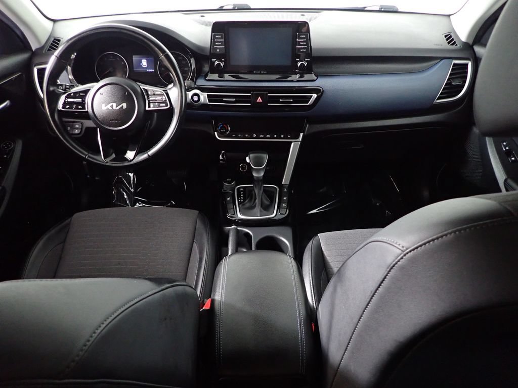 Used 2023 Kia Seltos S AWD/4WD image 30