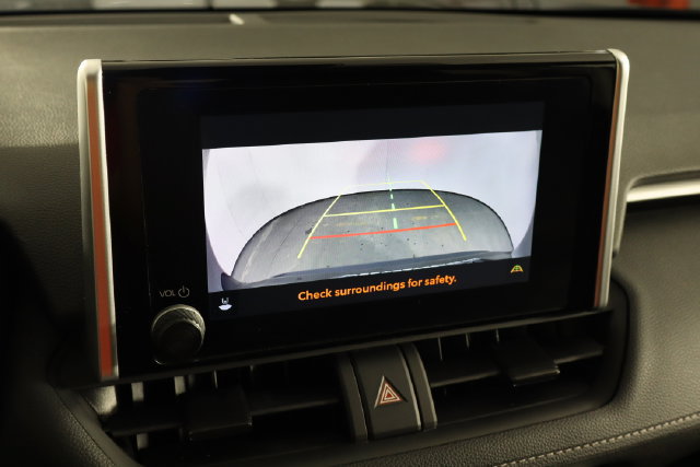 Used 2024 Toyota RAV4 LE FWD image 32