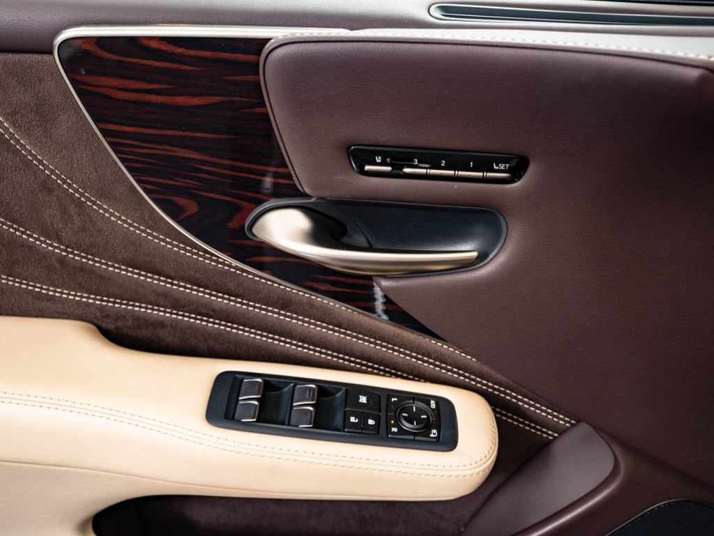Used 2018 Lexus LS 500 AWD w/ Interior Upgrade Package image 24