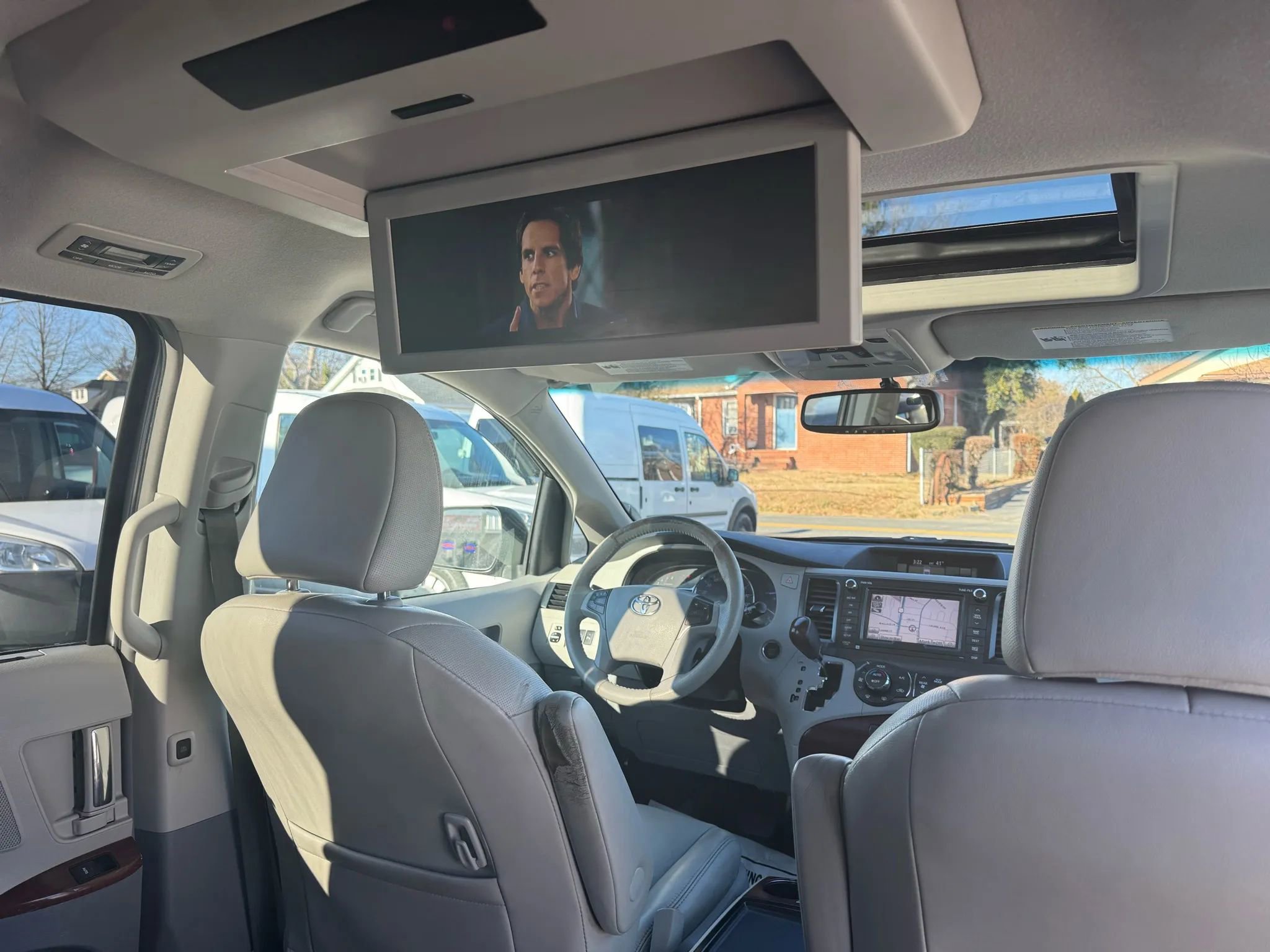 Used 2012 Toyota Sienna Limited image 63