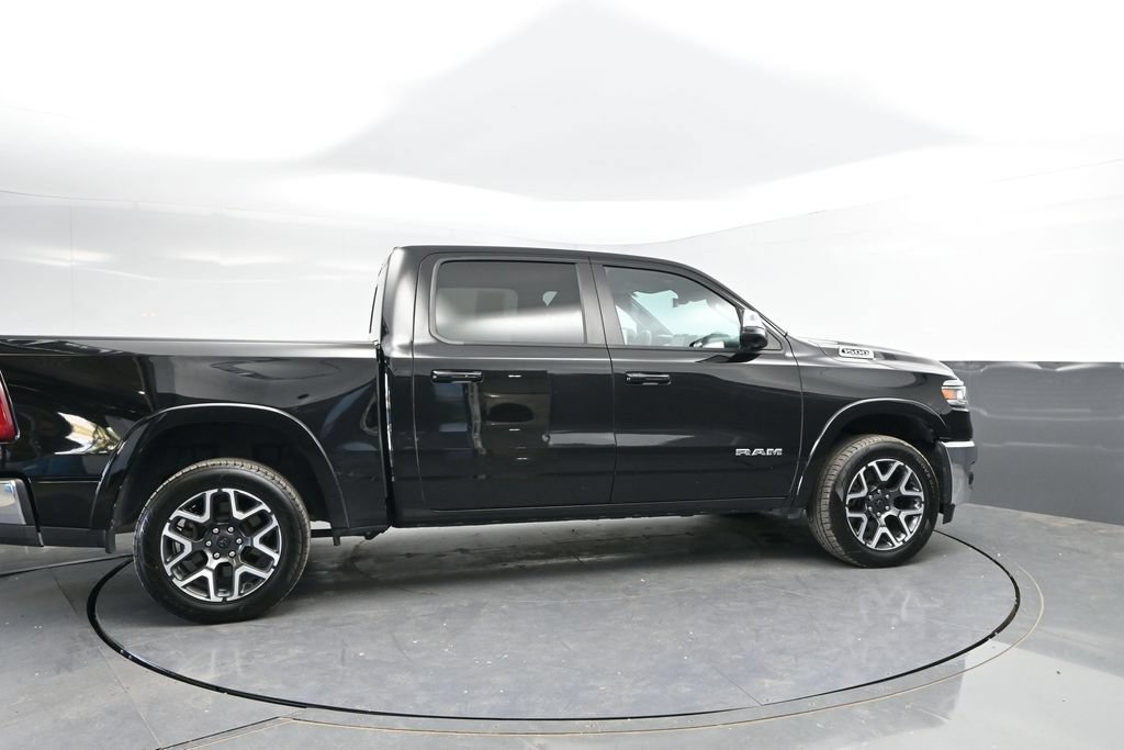 Used 2025 RAM 1500 Laramie AWD/4WD image 10