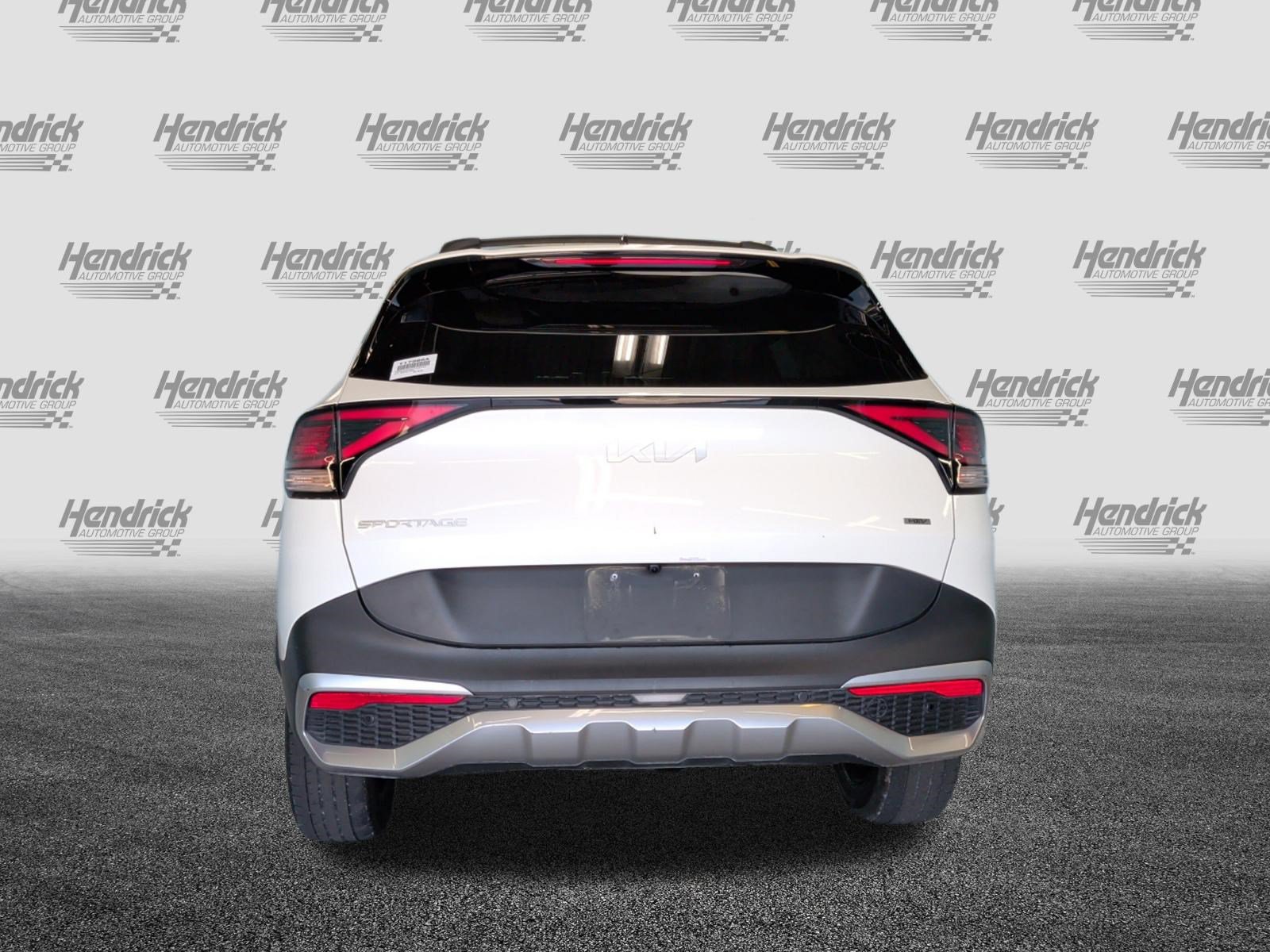 Used 2023 Kia Sportage EX AWD/4WD image 10