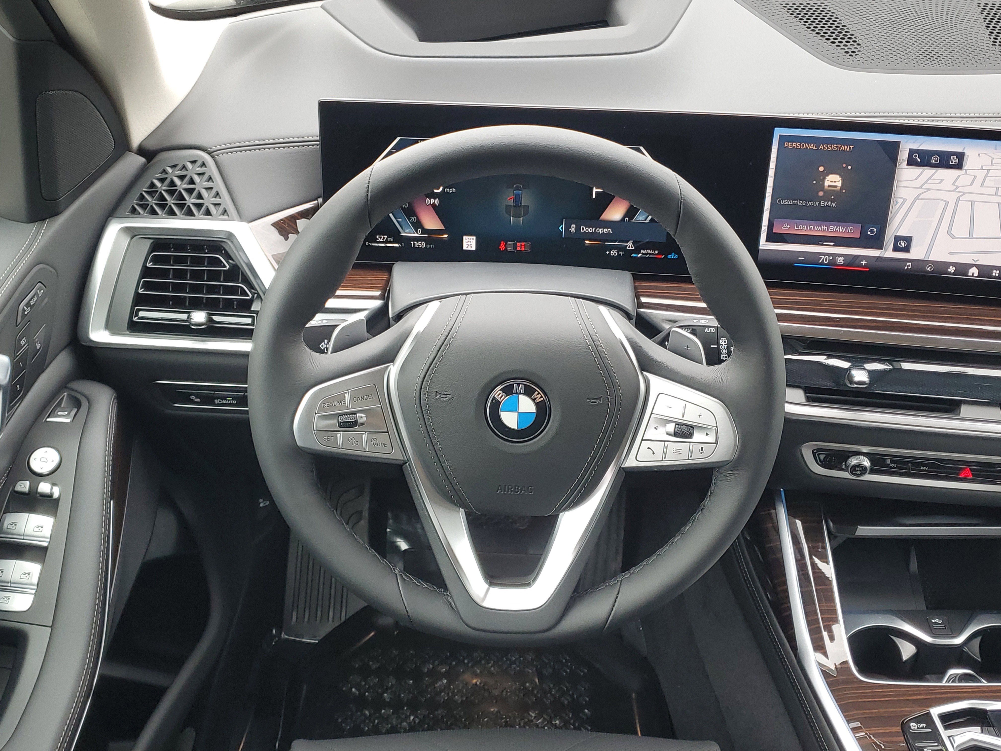 New 2026 BMW X7 xDrive40i w/ Climate Comfort Package image 23