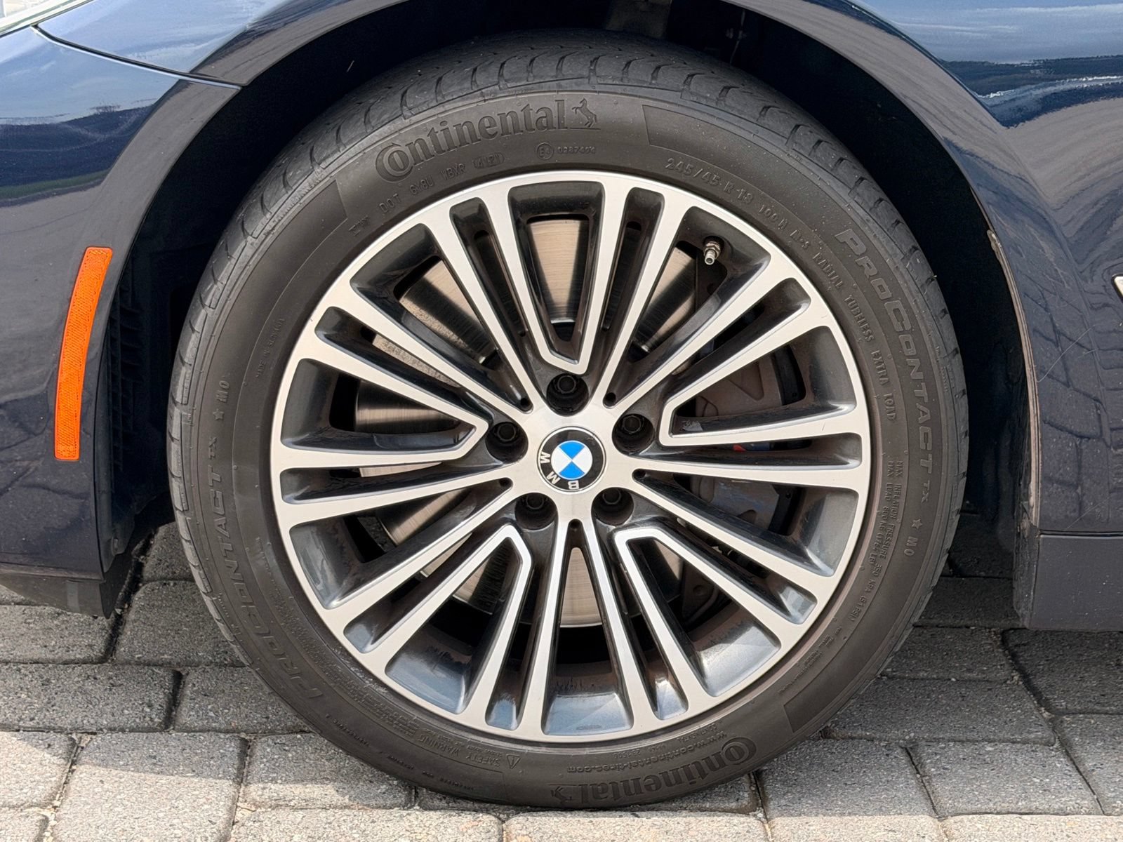 Used 2019 BMW 540i xDrive w/ Convenience Package AWD/4WD image 13