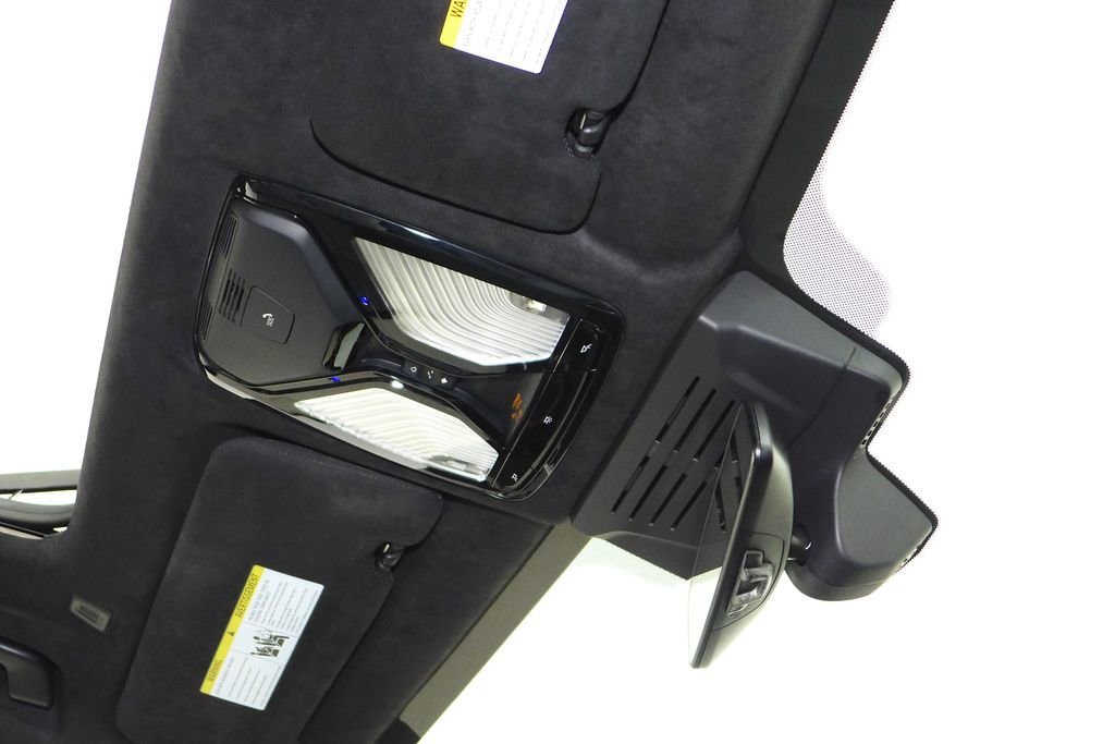 Used 2024 BMW X5 M Competition w/ Executive Package image 18