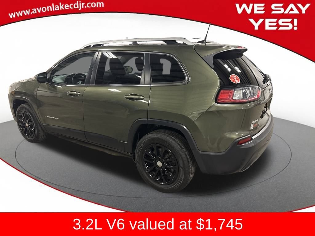 Used 2019 Jeep Cherokee Latitude Plus w/ Cold Weather Group image 3