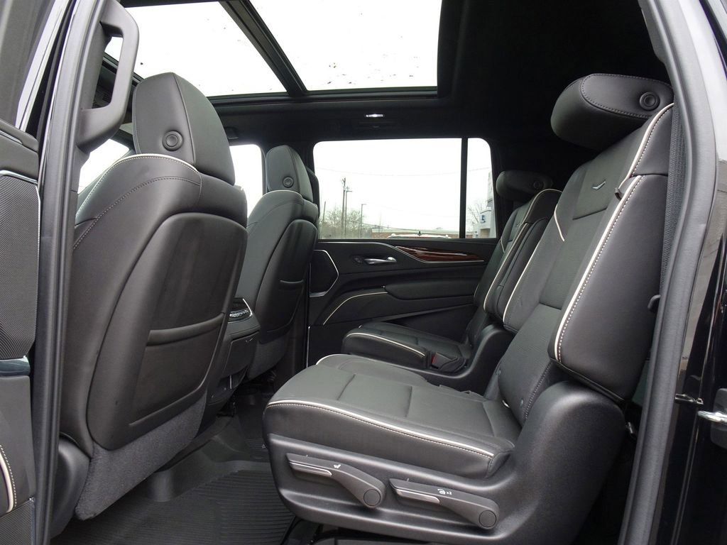 Used 2021 Cadillac Escalade ESV Premium Luxury w/ Driver Assist Tech Package image 14