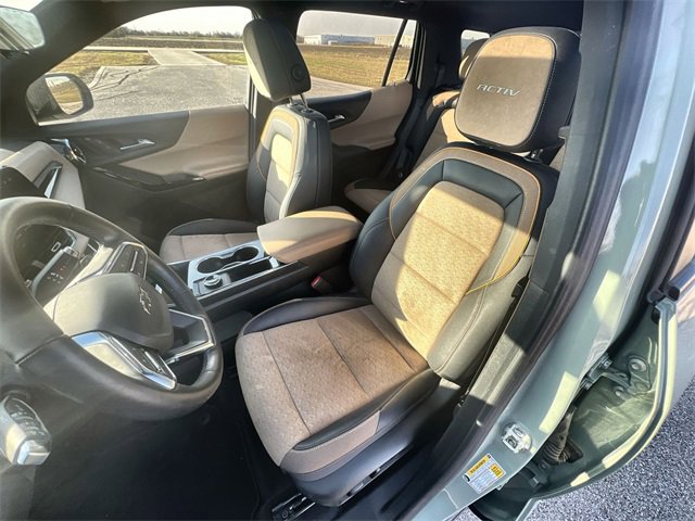 Certified 2025 Chevrolet Equinox ACTIV w/ Safety and Technology Package image 18