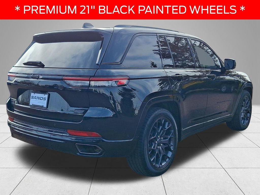 Used 2025 Jeep Grand Cherokee Summit w/ Obsidian Package image 4