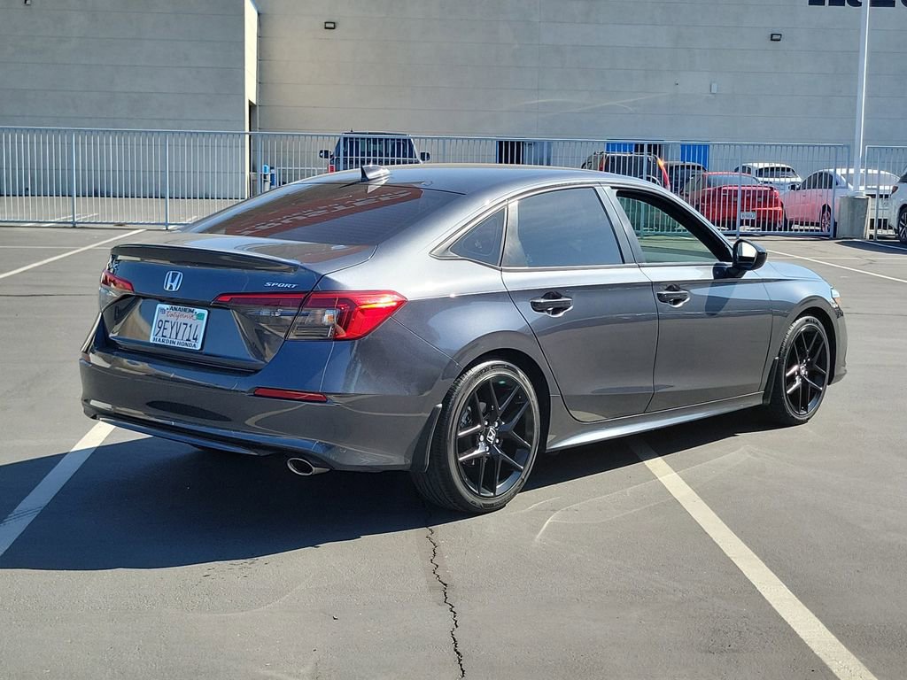 Used 2023 Honda Civic Sport image 5