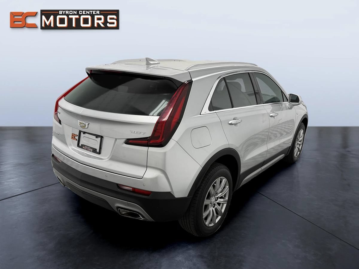 Used 2019 Cadillac XT4 Premium Luxury w/ Driver Awareness Package AWD/4WD image 6