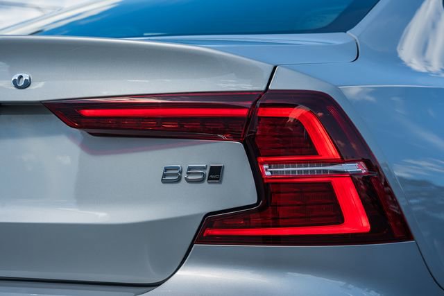 Certified 2023 Volvo S60 B5 Ultimate image 7