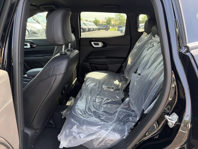 New 2026 Jeep Compass Latitude AWD/4WD image 22