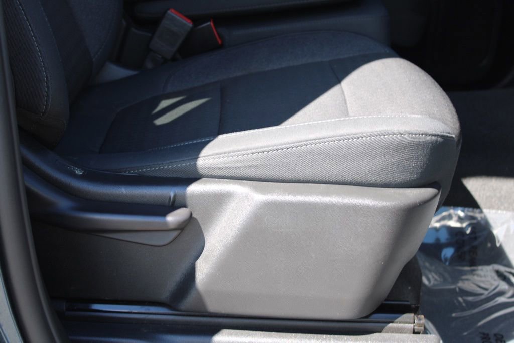 Used 2020 Chevrolet Silverado 1500 LT image 20