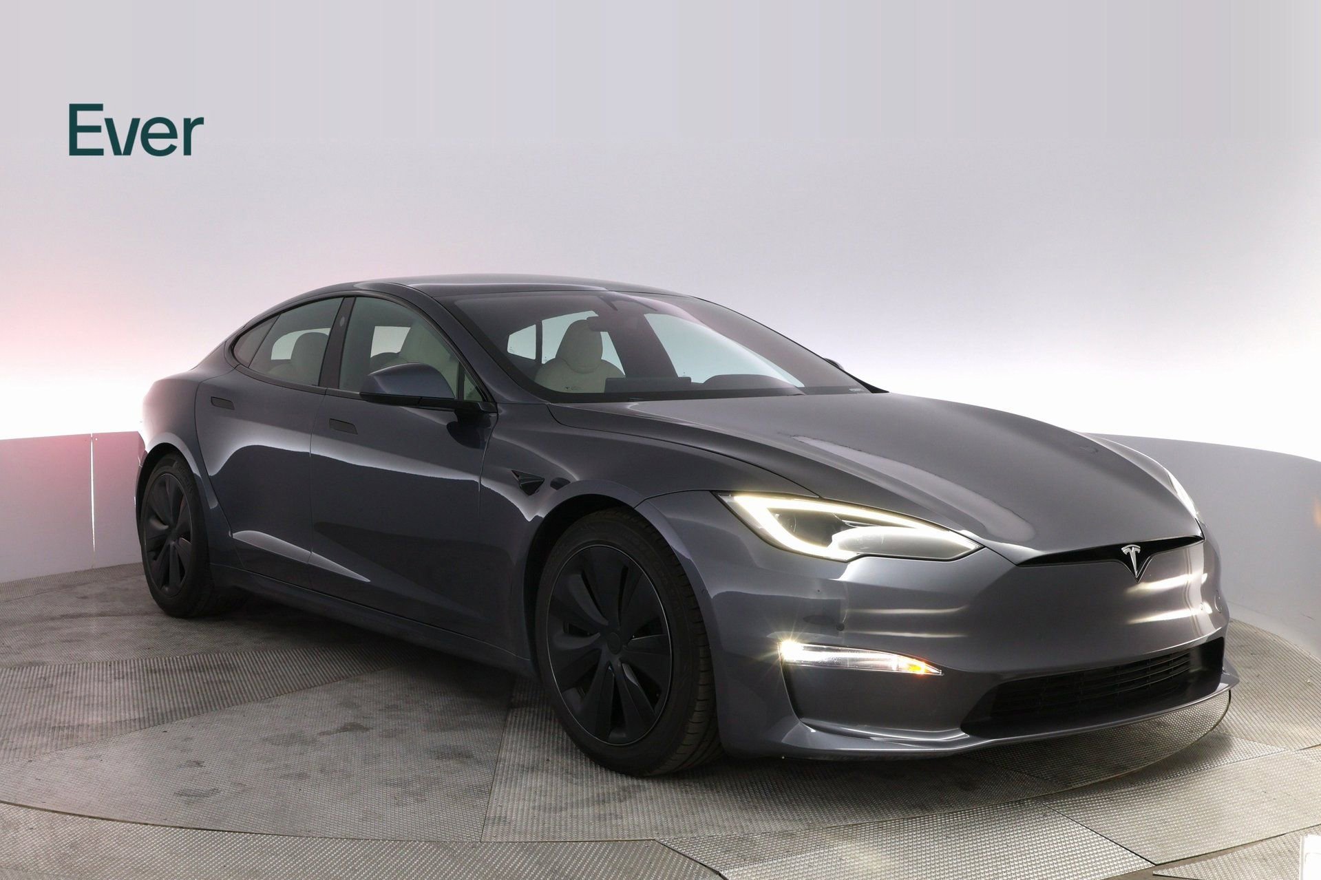 Used 2023 Tesla Model S Standard Range image 4