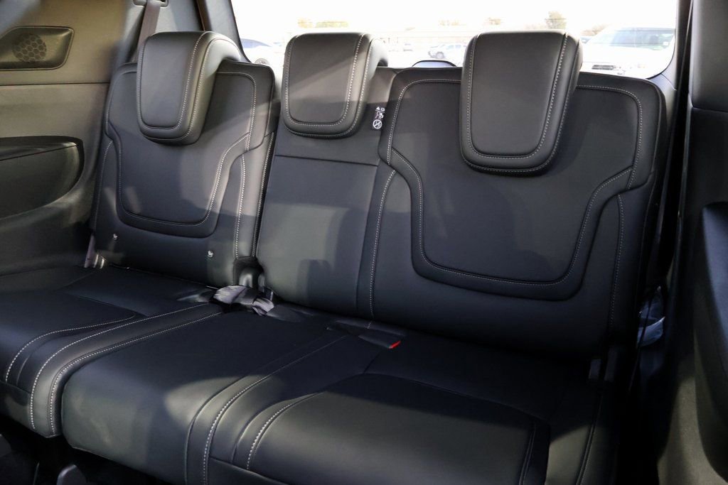 New 2026 Nissan Armada PRO-4X w/ Captain's Chari Seat Package image 11